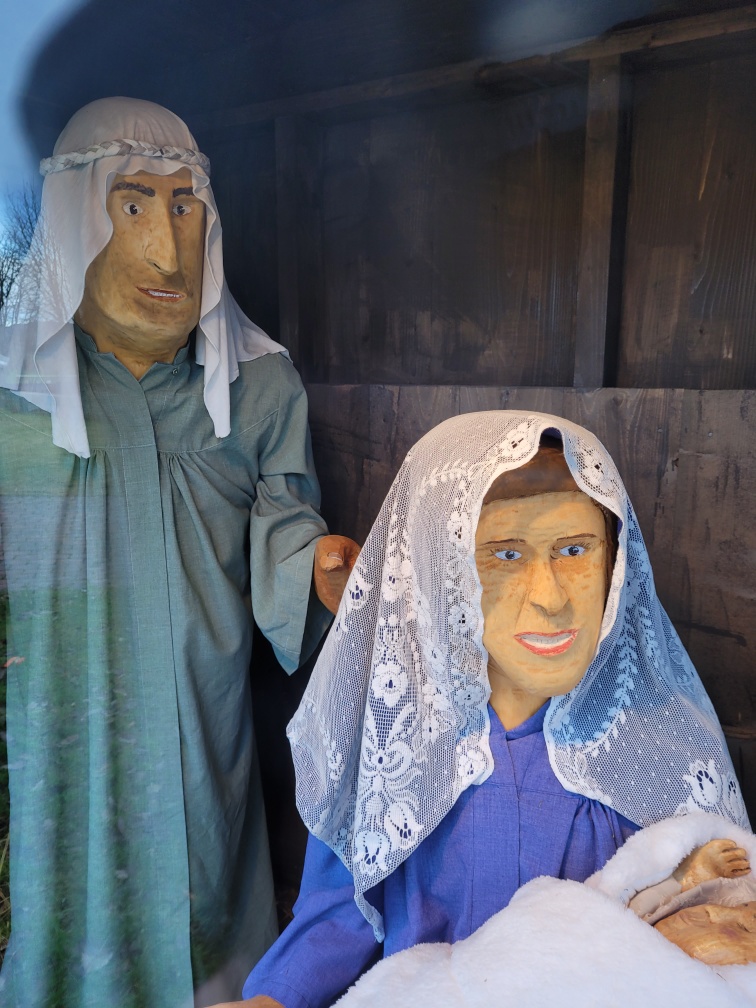 Maria og Josef i julekrybba på Tyristrand